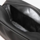 Escape  Toalettmappe, Svart thumbnail