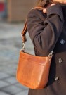 House of Sajaco Crossover Skinnveske, cognac thumbnail