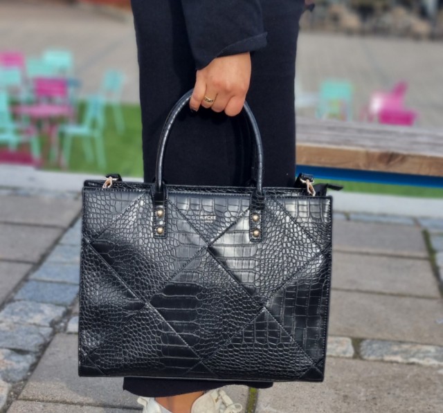  Lycke Tote Bag, Svart