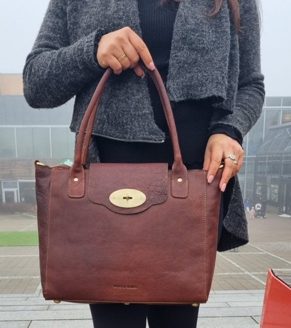  House of Sajaco Flap Veske, cognac