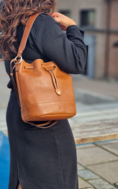 Adax Portofino Bucket Bag Laila, Brown