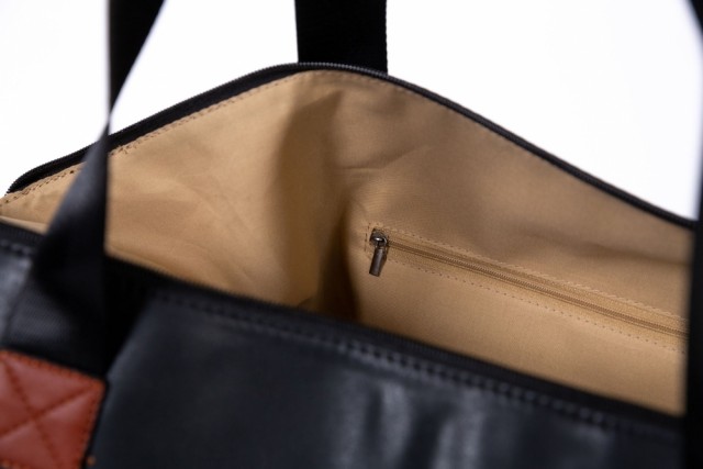 Lycke bag, svart (innvendig)