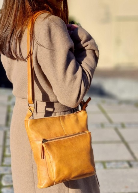 House of Sajaco Skinn Crossover Veske, cognac