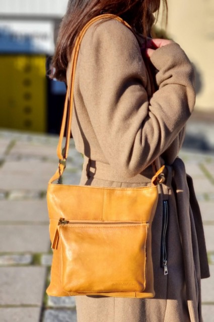 House of Sajaco Skinn Crossover Veske, cognac