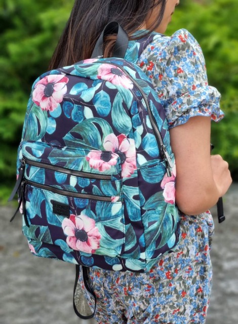 Lycke Ryggsekk, flower