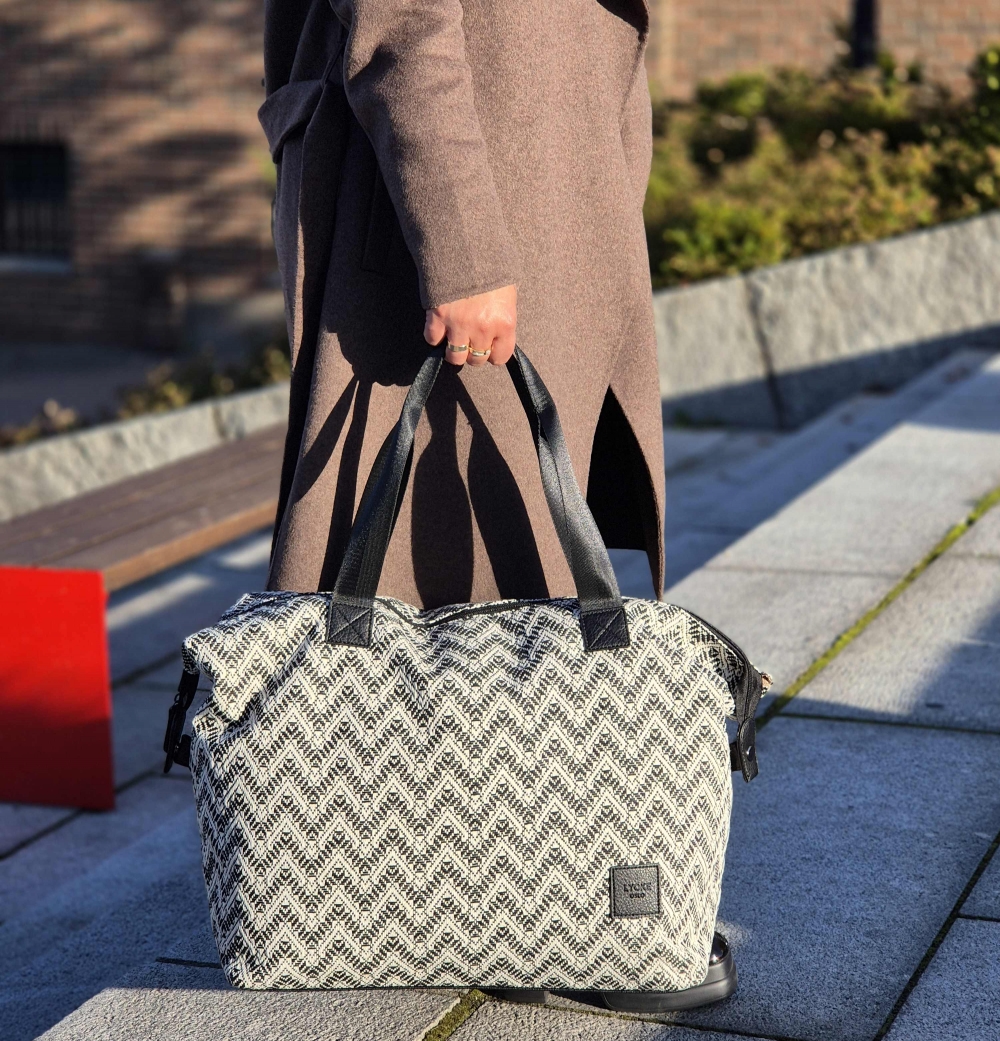 Lycke Weekendbag Flora, Blackwhite