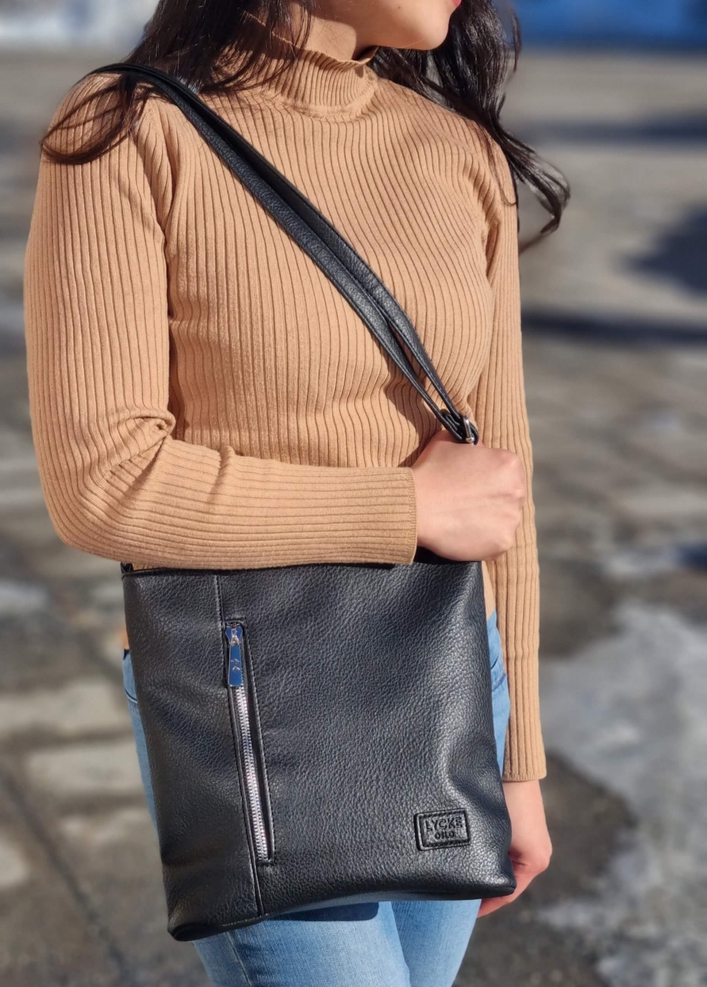 Lycke Nora Liten Crossover Veske, beige