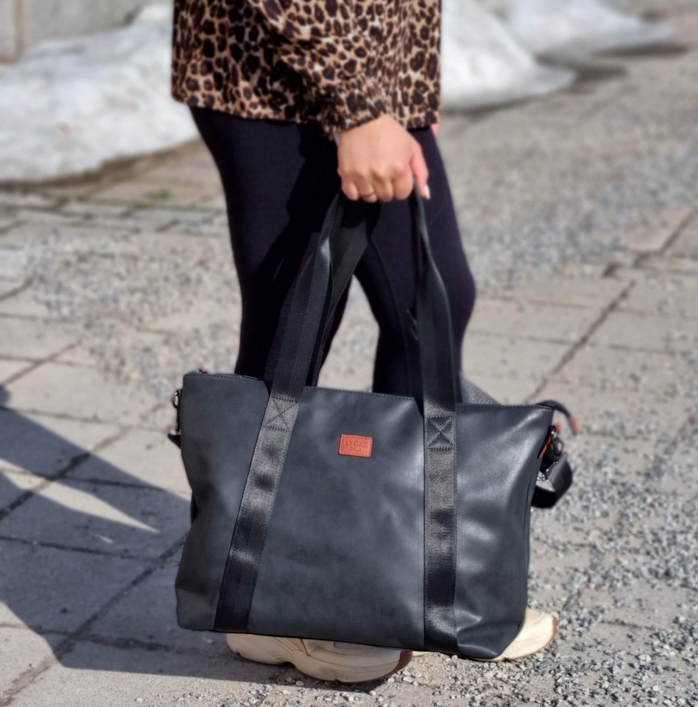 Lycke Tote Bag Kris, Svart